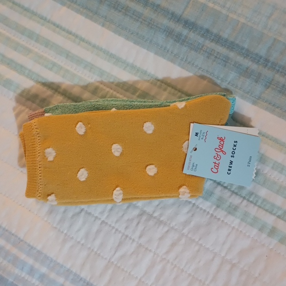 NEW! Girls Socks 2 Pack Size Medium